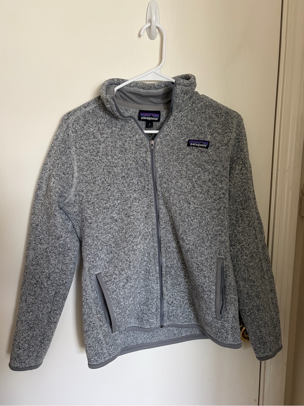 Patagonia Women’s Heather Gray Full-Zip Fleece Jacket
